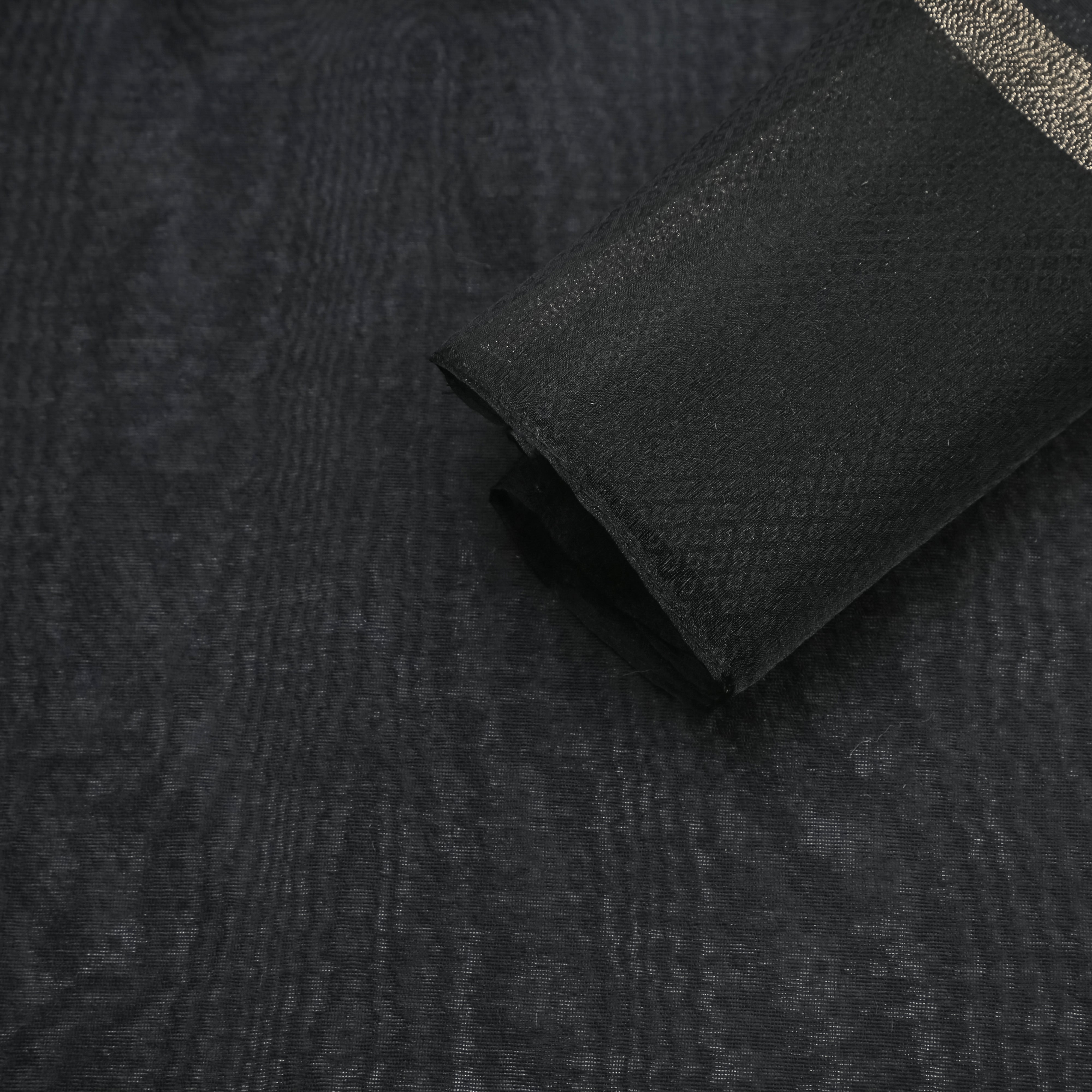 #color_negro