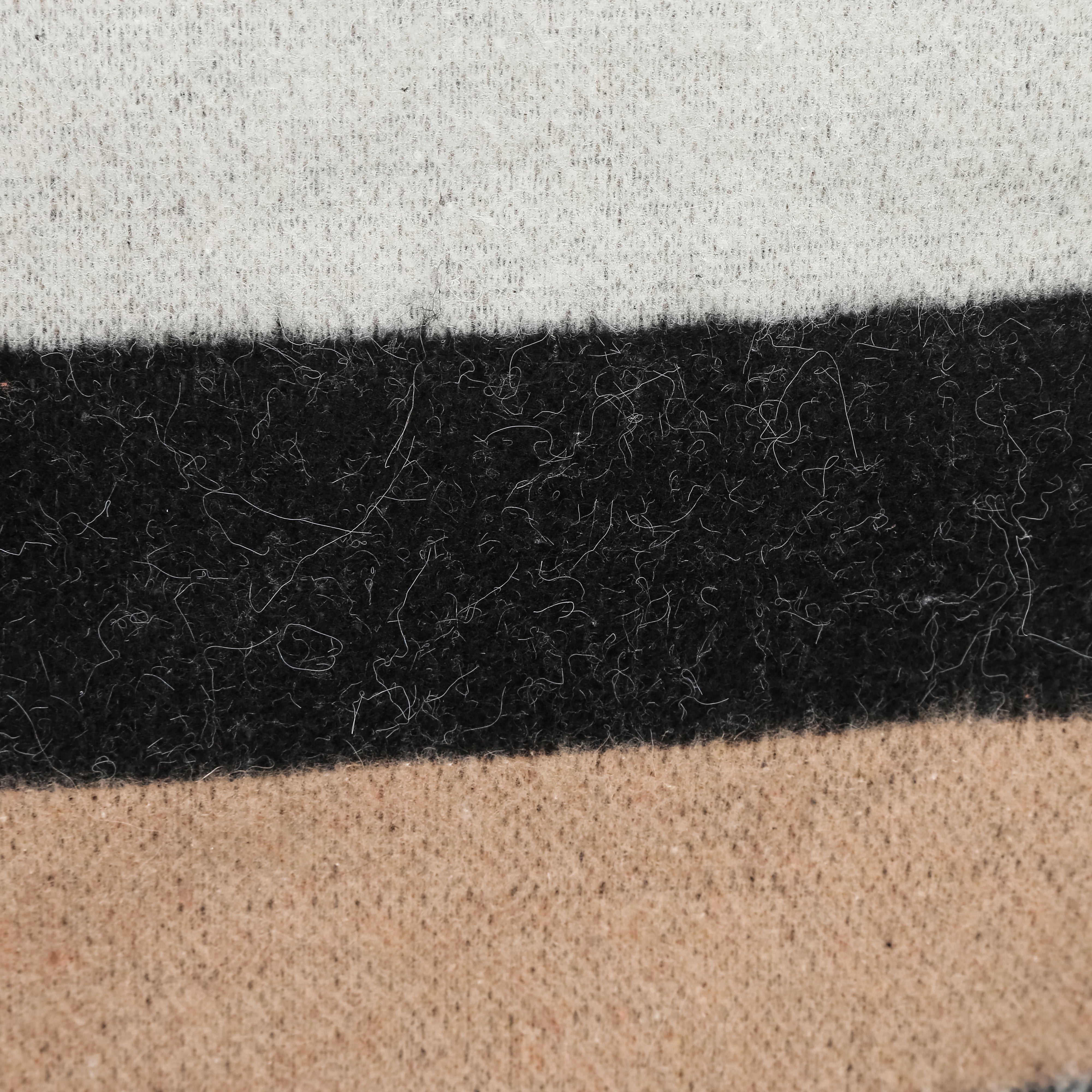 #color_beige